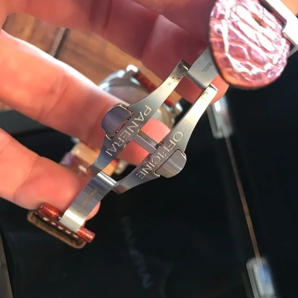 Men’s Panerai Luminor Marina 40mm Watch - Picture 8 of 10